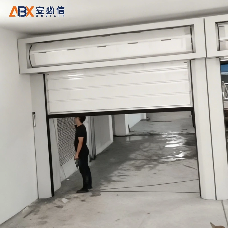 山南金属快速门